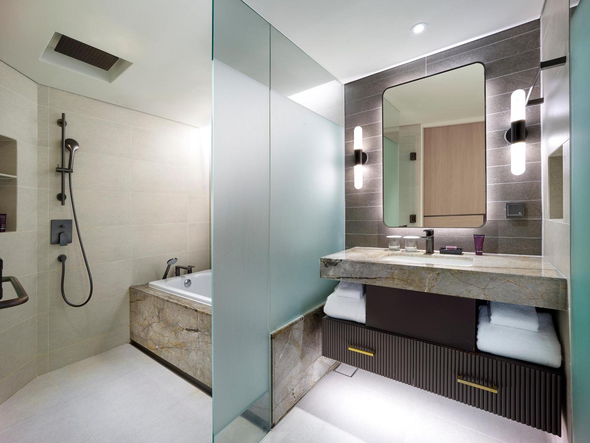 Parnas Hotel Jeju Seogwipo Exterior foto Bathroom